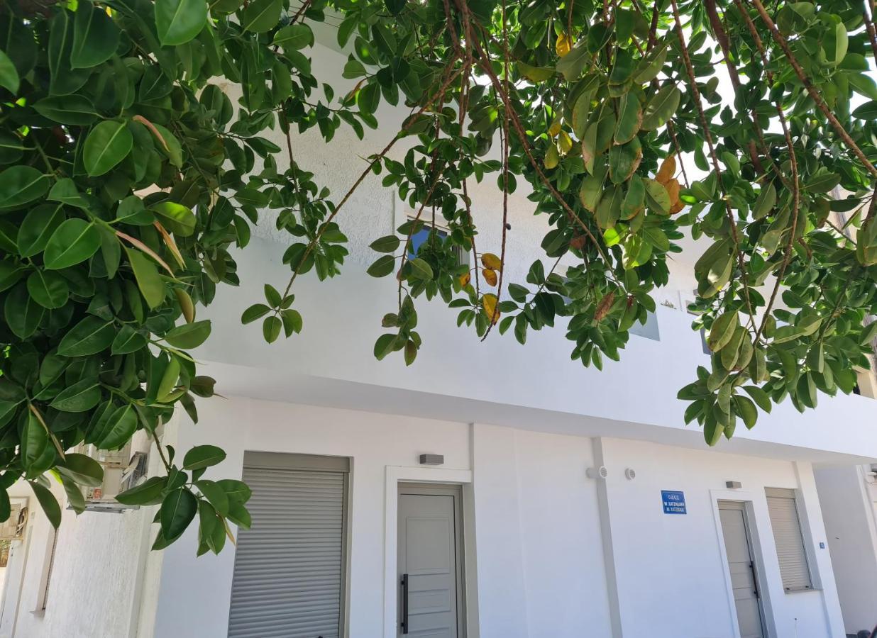 Sarri Appartments Amoudara Lasithiou Esterno foto